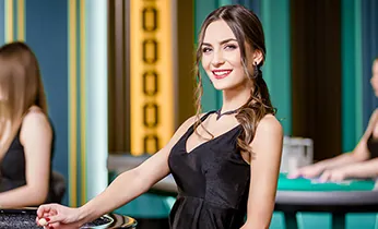 Đội ngũ chuyên gia đa quốc gia của 138vn đang làm việc